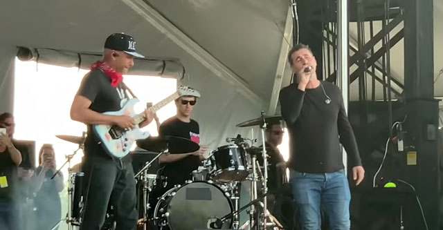 Watch Serj Tankian join Tom Morello onstage for Audioslave’s “Like a Stone” performance