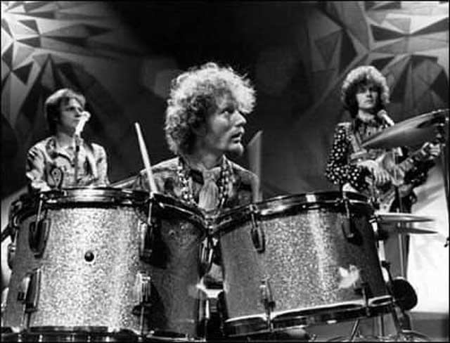 Legendary Cream drummer Ginger Baker remembered by Rush, Ace Frehley, Mike Portnoy and more