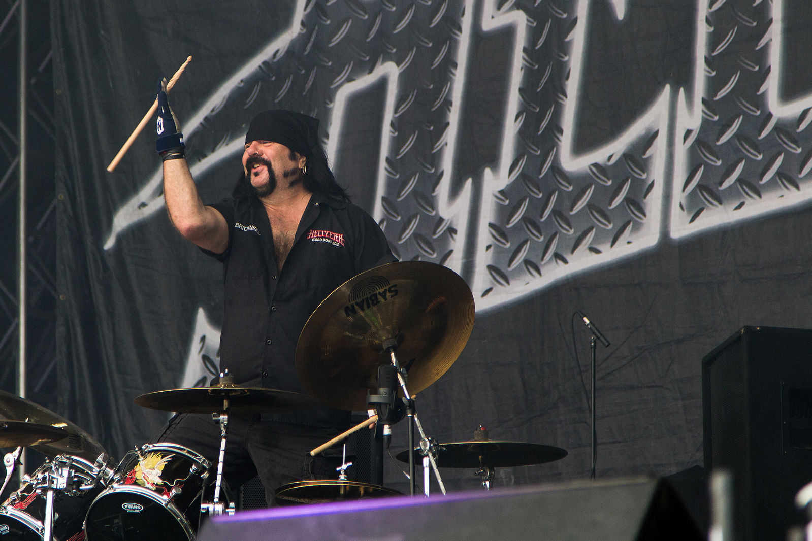 Pantera, Metallica, King Diamond members and more paid tribute to Vinnie Paul