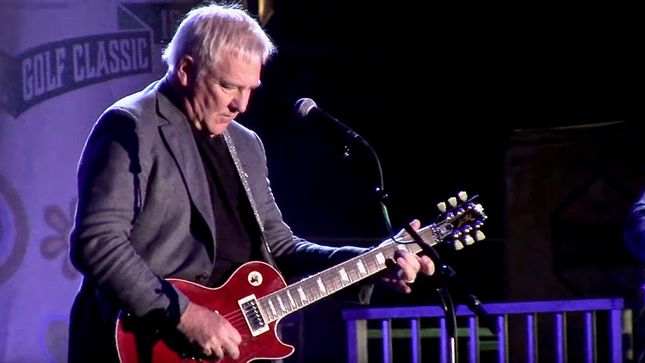 Watch Alex Lifeson perform Rush classics with former Chicago bassist Jason Scheff