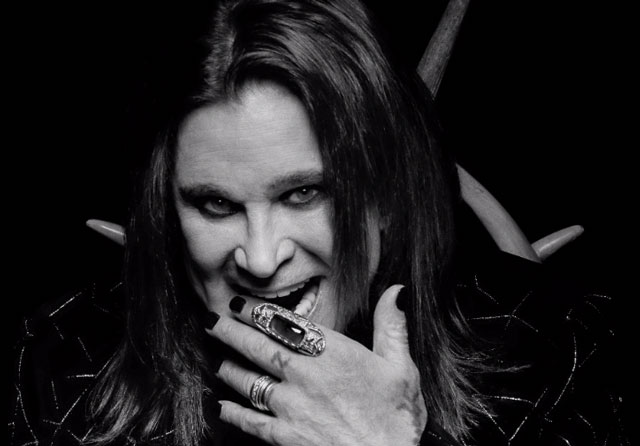 Watch Ozzy Osbourne get inducted into WWE Hall of Fame