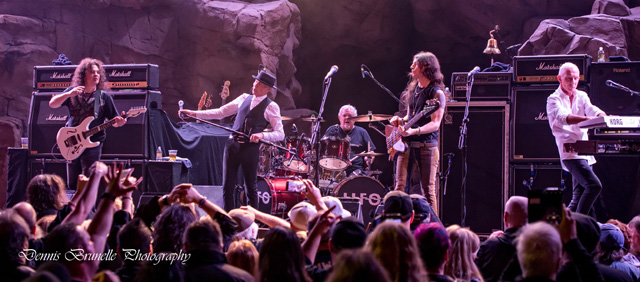 Legendary British hard rockers UFO said farewell to Mohegan Sun on 11/2/2019