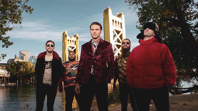 Dance Gavin Dance drummer Matt Mingus to enter rehab