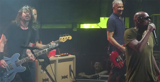 Dave Chappelle joins Foo Fighters onstage at Madison Square Garden