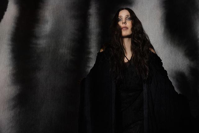 Chelsea Wolfe unveils new song “Dusk;” announces 2024 Tour dates