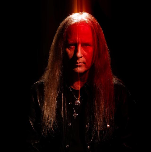 Jerry Cantrell unveils “I Want Blood” video