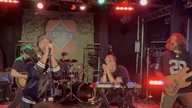 Daron Malakian joins System of a Down tribute band on stage in Chicago