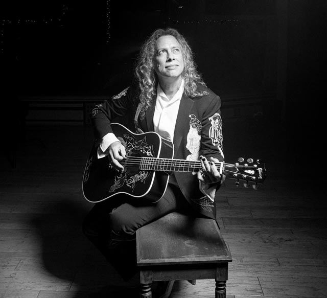 Gibson unveils limited-edition acoustic guitar Kirk Hammett Raven, now sold out