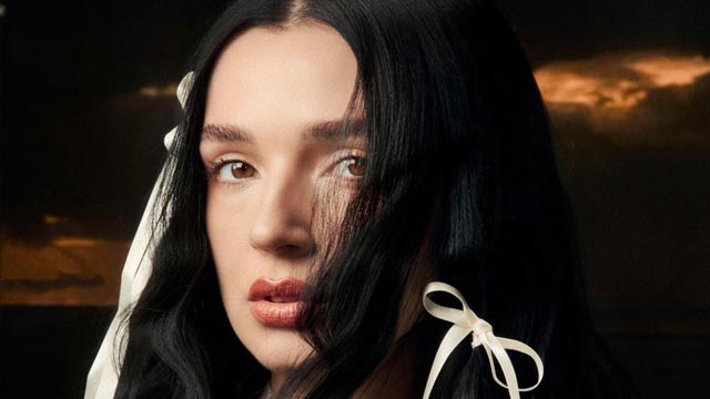 Poppy unveils new single “Guardian”